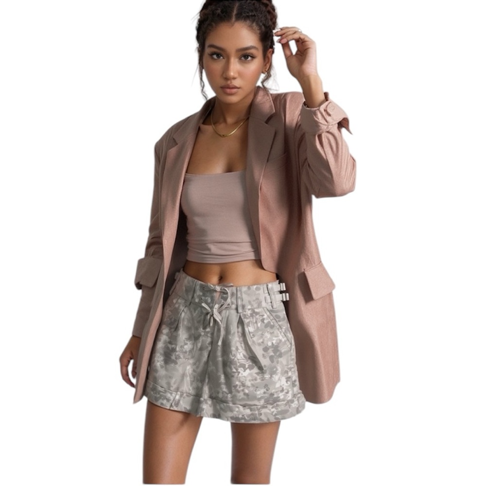 NWT DA-NANG Floral Print Cuffed Hem Shorts in Prairie Cloud Size XS